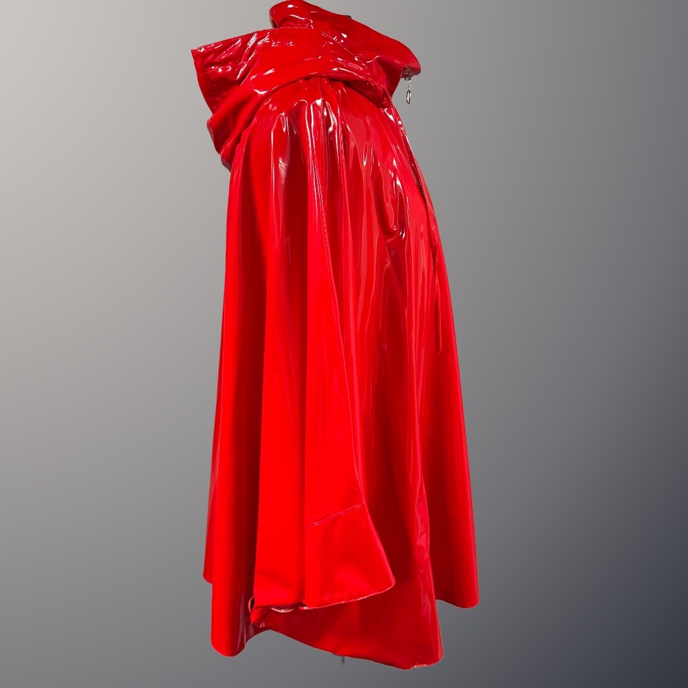 Freitag Fashion Patent Rain Poncho (Waterproof!) - Picture 6 of 9